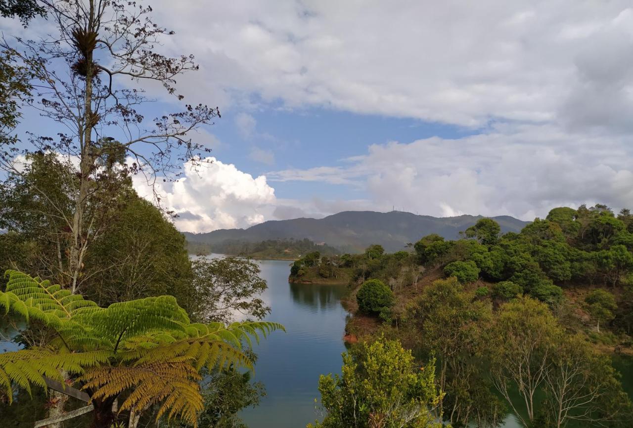 Ecolodge Bahia Del Penon Guatapé エクステリア 写真