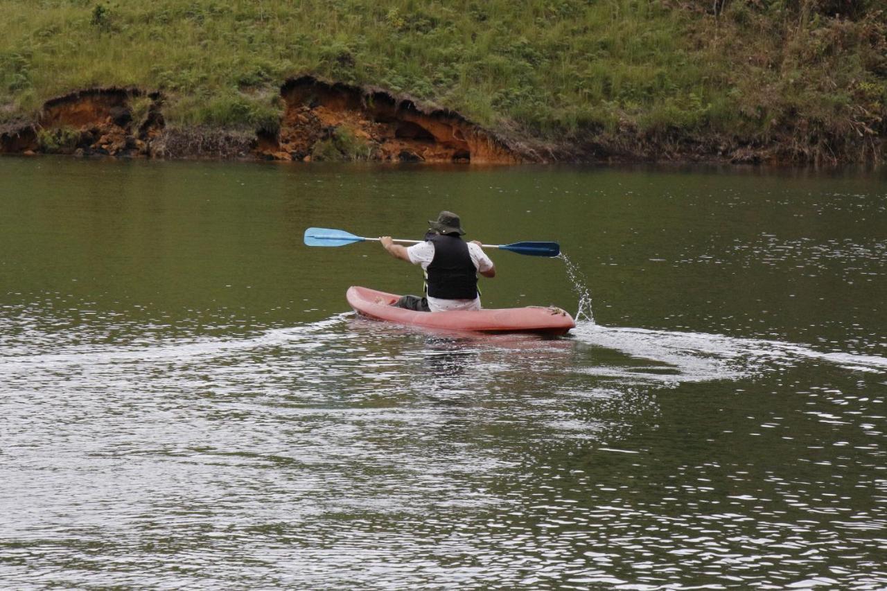 Ecolodge Bahia Del Penon Guatapé エクステリア 写真