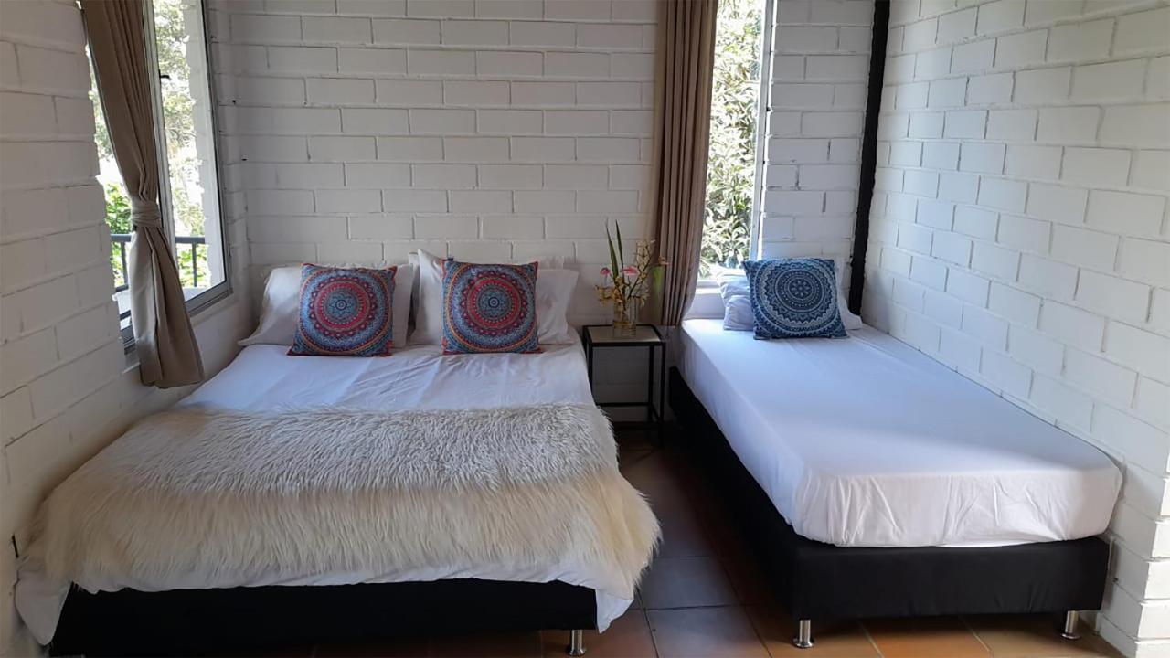 Ecolodge Bahia Del Penon Guatapé エクステリア 写真