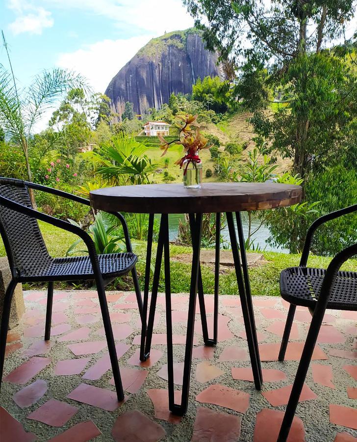 Ecolodge Bahia Del Penon Guatapé エクステリア 写真