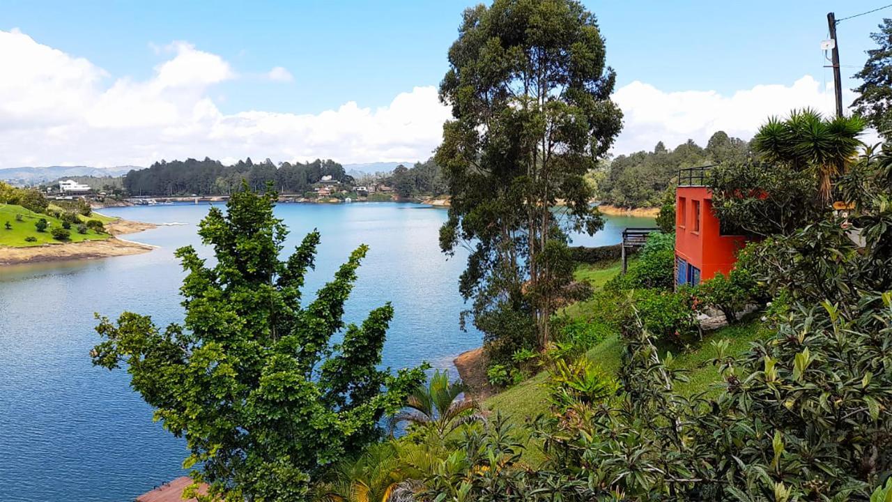 Ecolodge Bahia Del Penon Guatapé エクステリア 写真