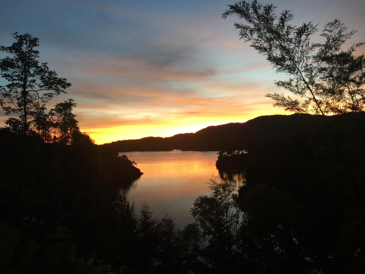 Ecolodge Bahia Del Penon Guatapé エクステリア 写真