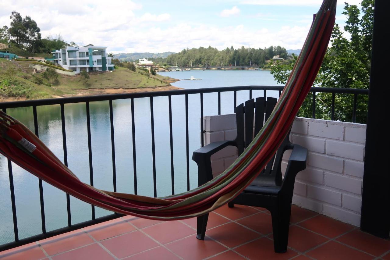 Ecolodge Bahia Del Penon Guatapé エクステリア 写真