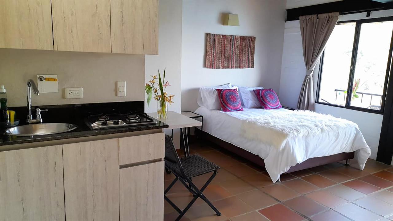 Ecolodge Bahia Del Penon Guatapé エクステリア 写真