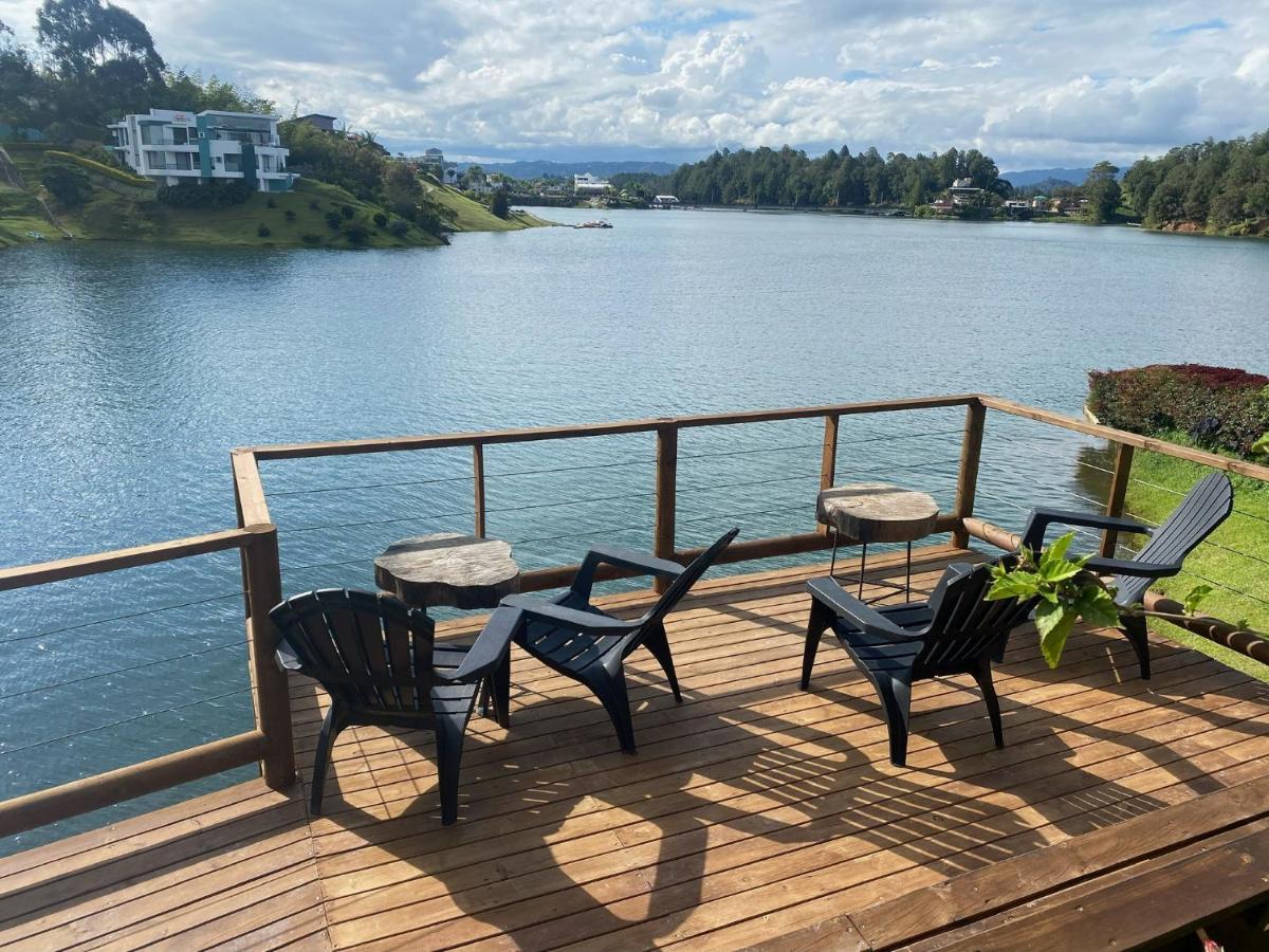 Ecolodge Bahia Del Penon Guatapé エクステリア 写真
