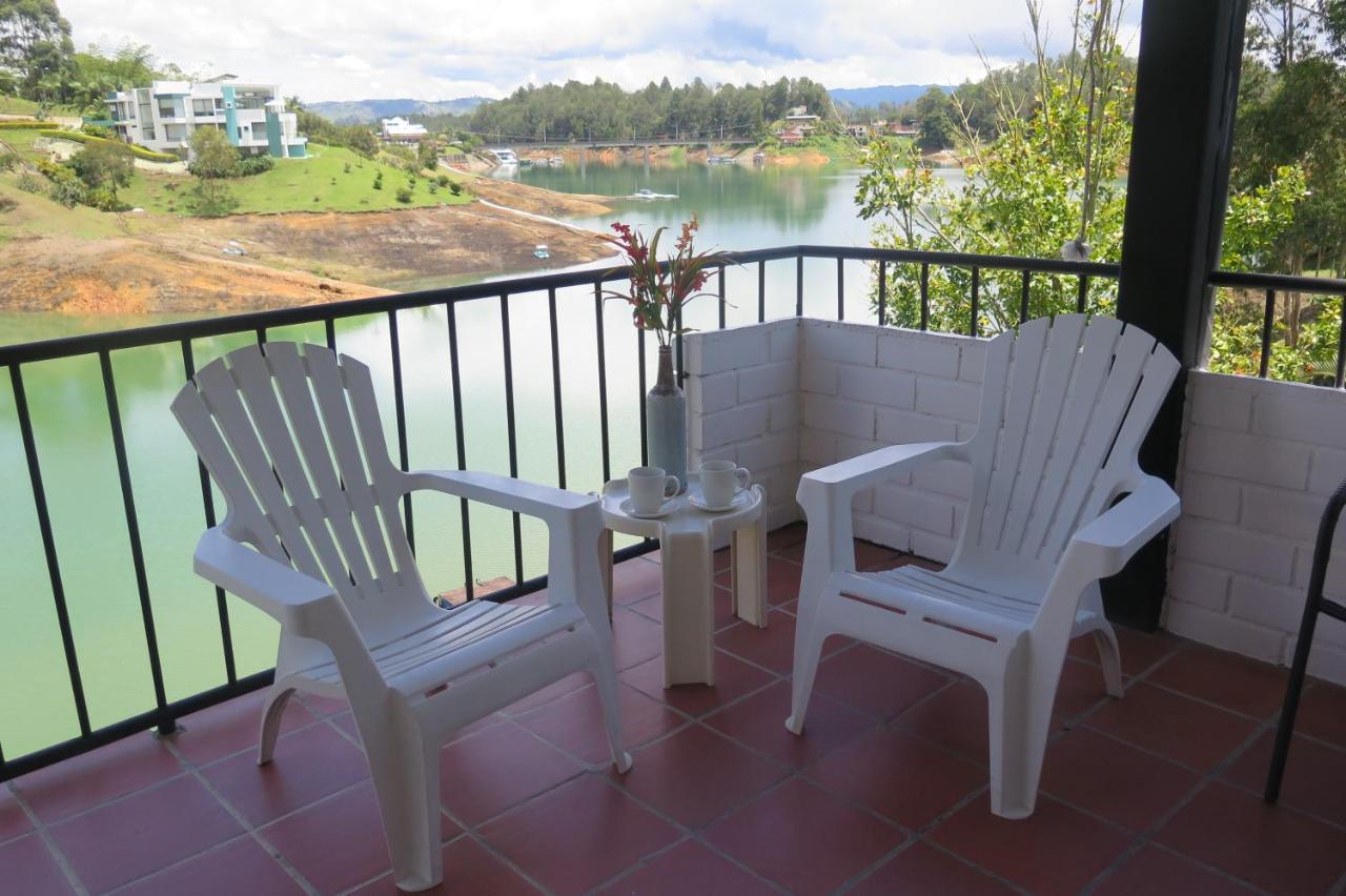 Ecolodge Bahia Del Penon Guatapé エクステリア 写真