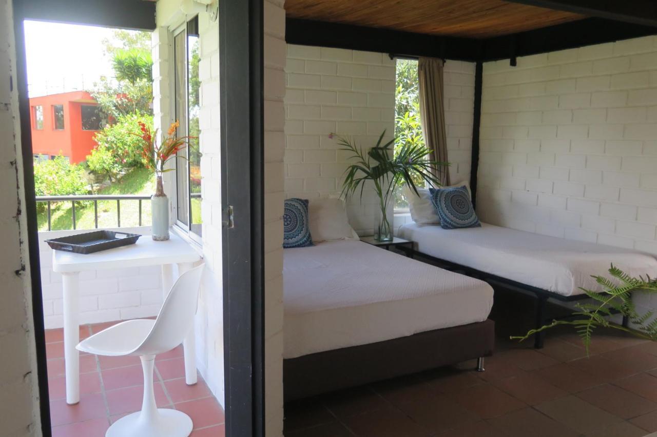 Ecolodge Bahia Del Penon Guatapé エクステリア 写真