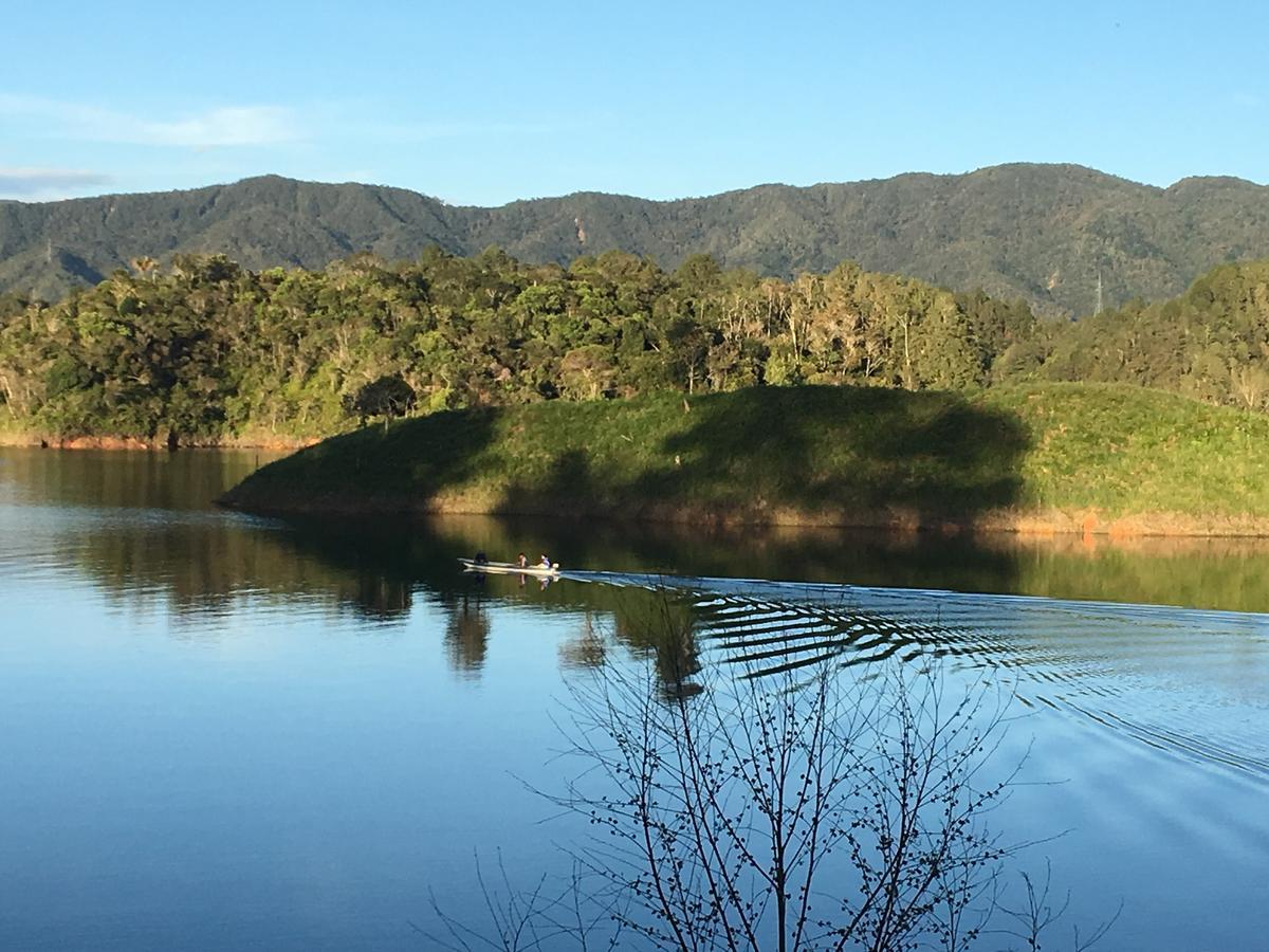 Ecolodge Bahia Del Penon Guatapé エクステリア 写真