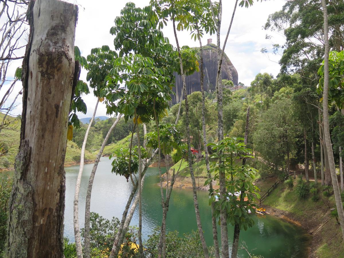 Ecolodge Bahia Del Penon Guatapé エクステリア 写真