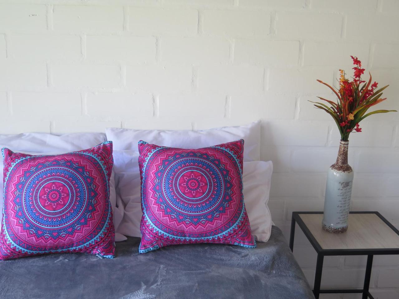 Ecolodge Bahia Del Penon Guatapé エクステリア 写真