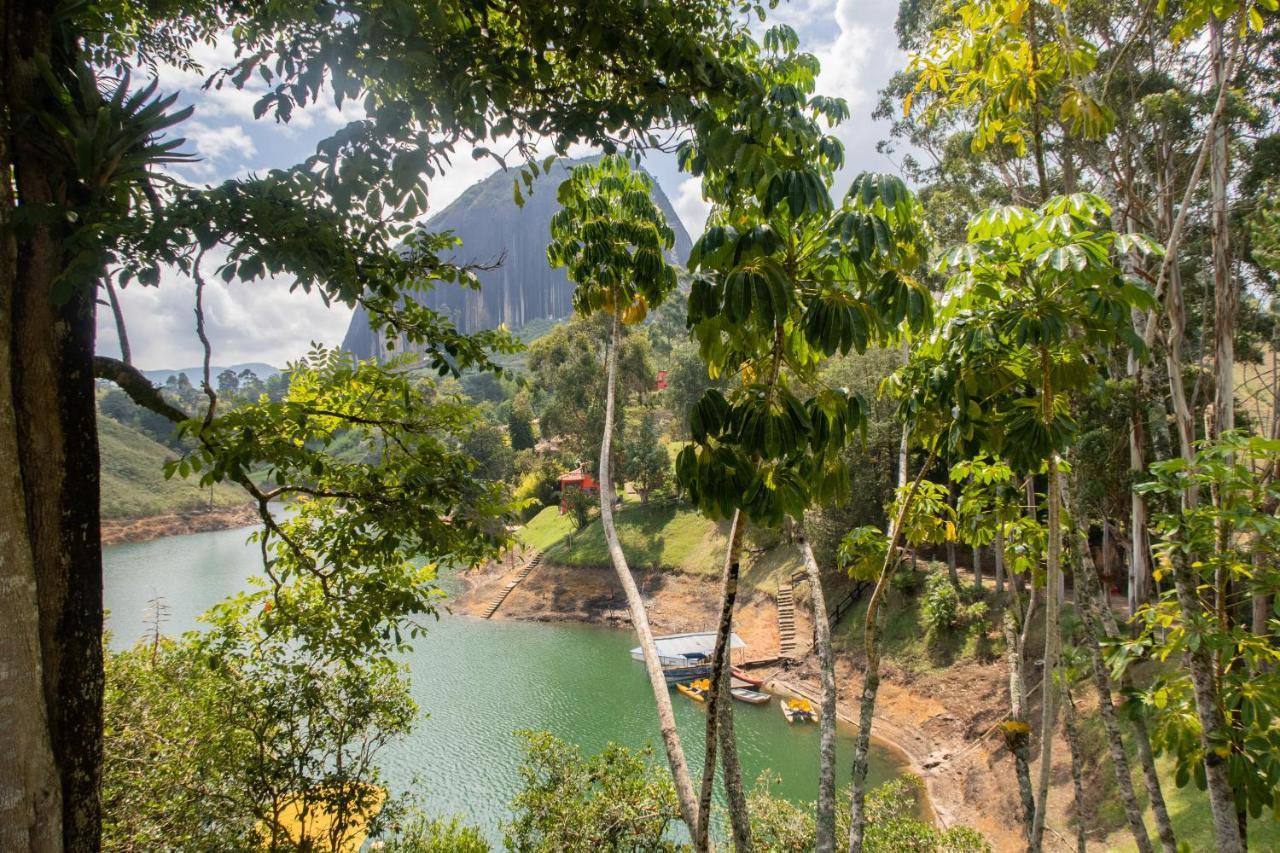 Ecolodge Bahia Del Penon Guatapé エクステリア 写真