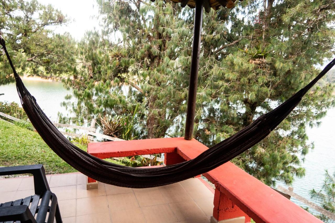 Ecolodge Bahia Del Penon Guatapé エクステリア 写真